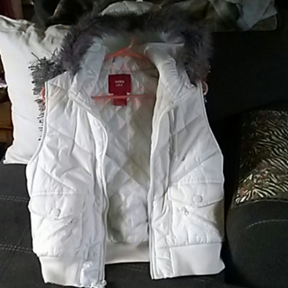 White fur hooded vest